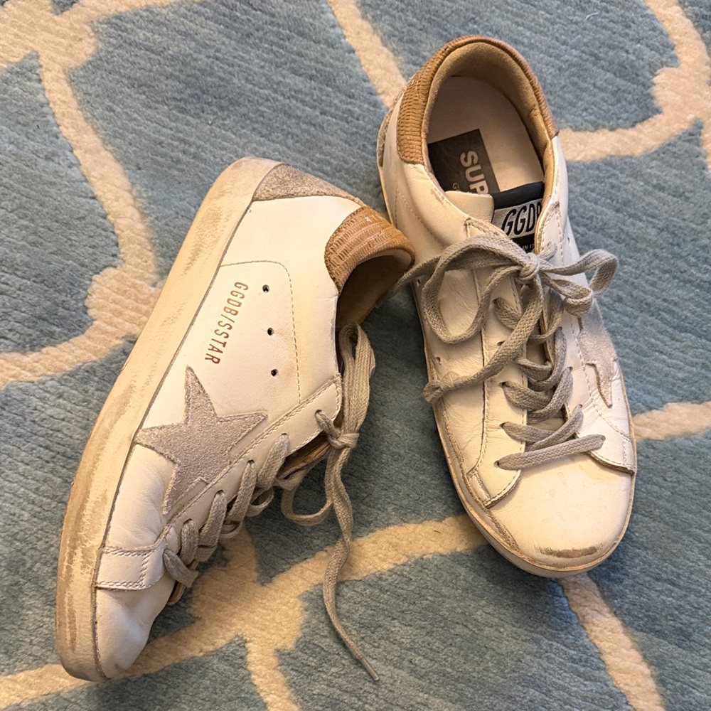 Golden Goose Superstars